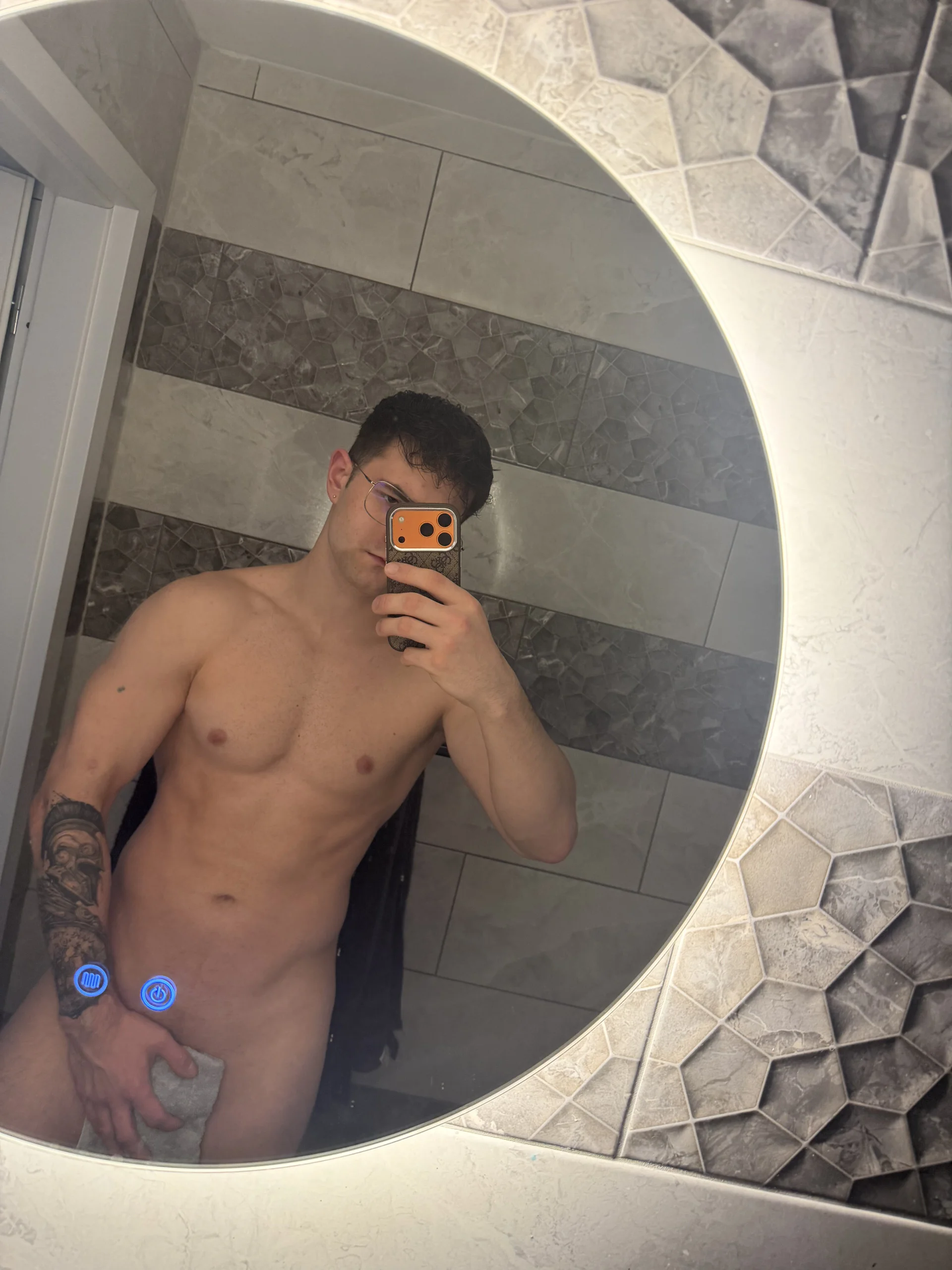 XXX Porn Photo of Nude vitiligoDaiv 4