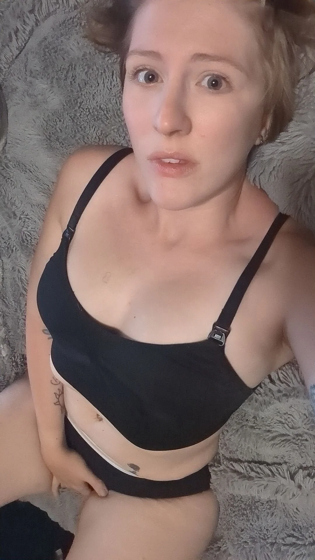 XXX Porn Photo of Nude foxxyfirefly 2