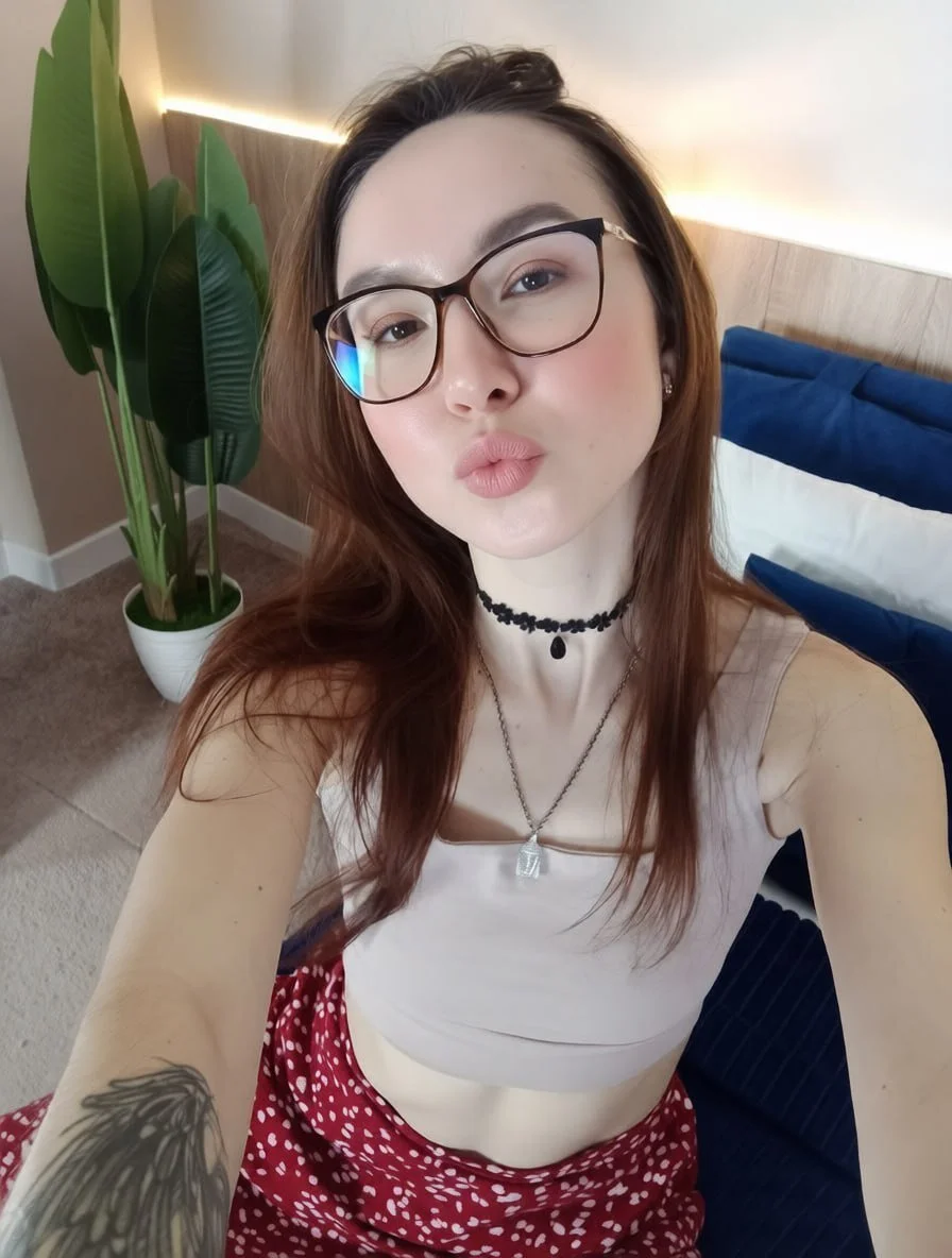 XXX Porn Photo of Nude EmilyGray__ 1