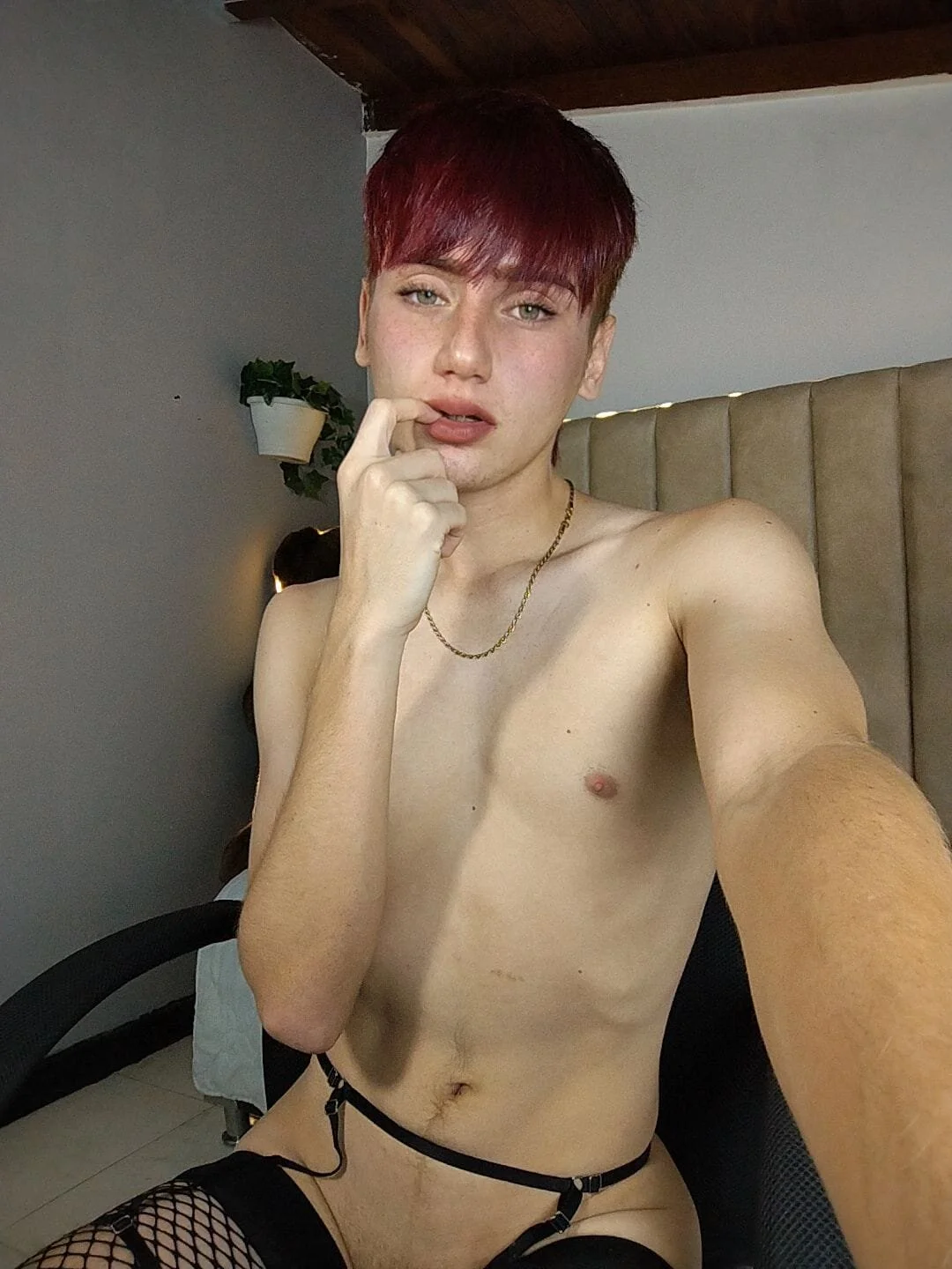 XXX Porn Photo of Nude ian_diamond 2