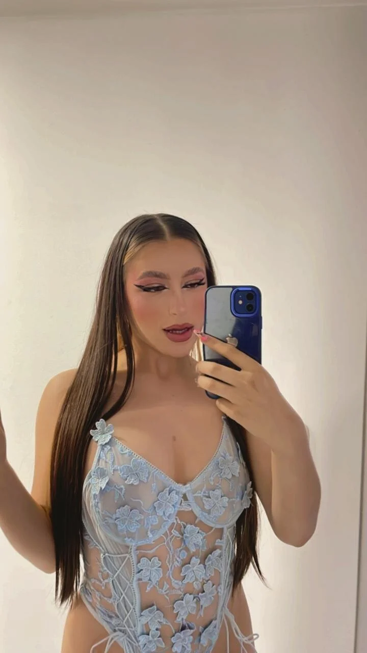 XXX Porn Photo of Nude karly_rioss 46