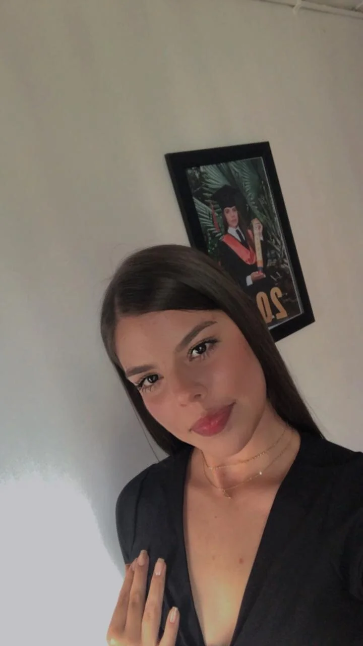 XXX Porn Photo of Nude LanaJones_ 2