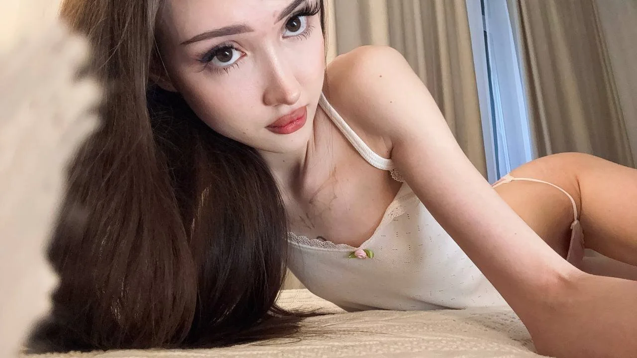 XXX Porn Photo of Nude sweetiebones 6
