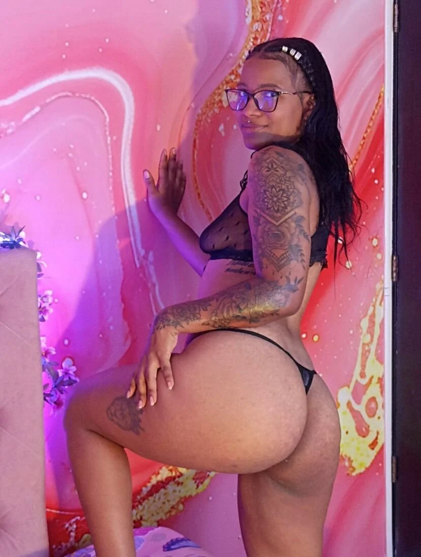 XXX Porn Photo of Nude Charlotte_bronxxx 6