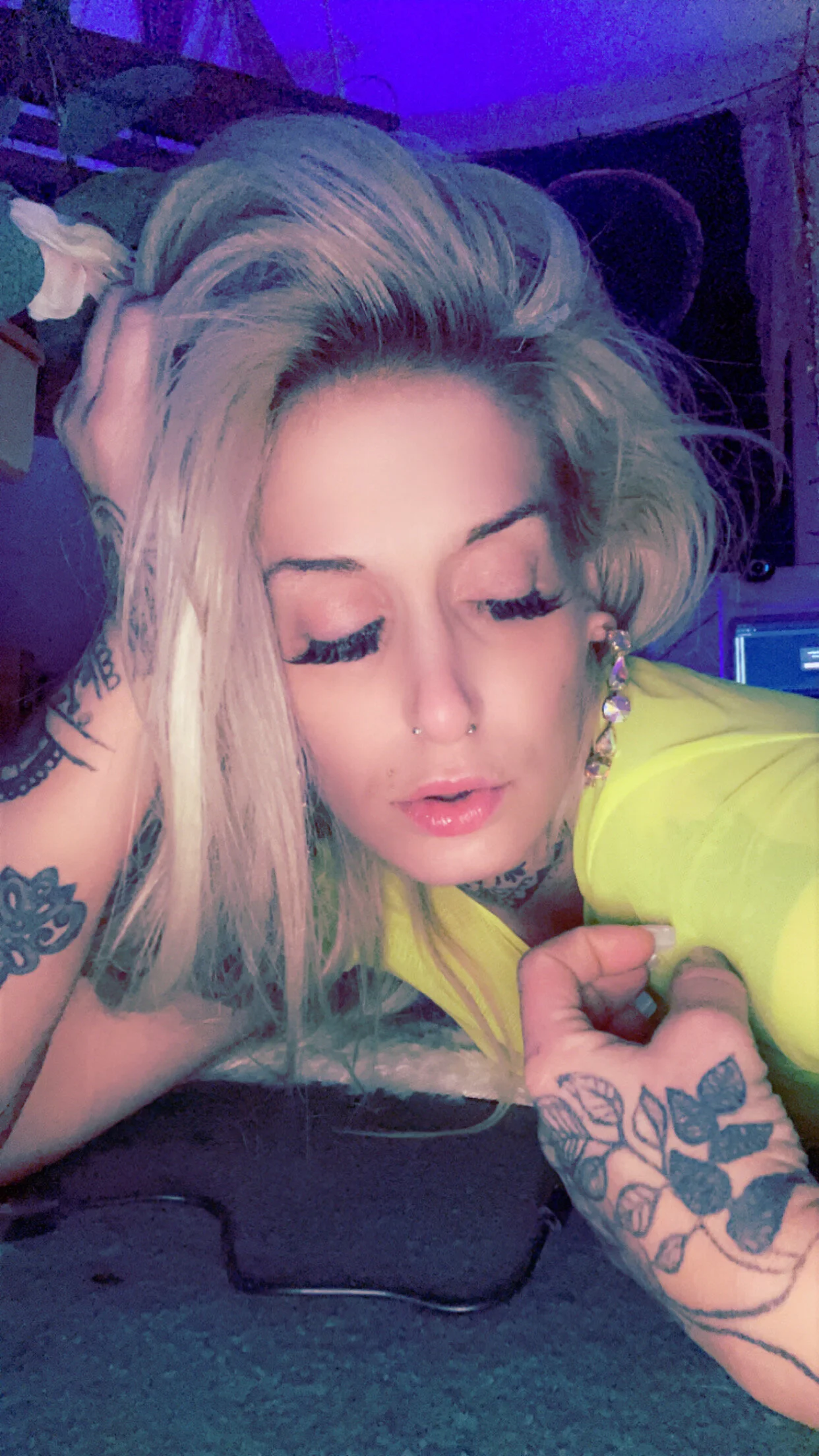XXX Porn Photo of Nude nextdoor_milf 13