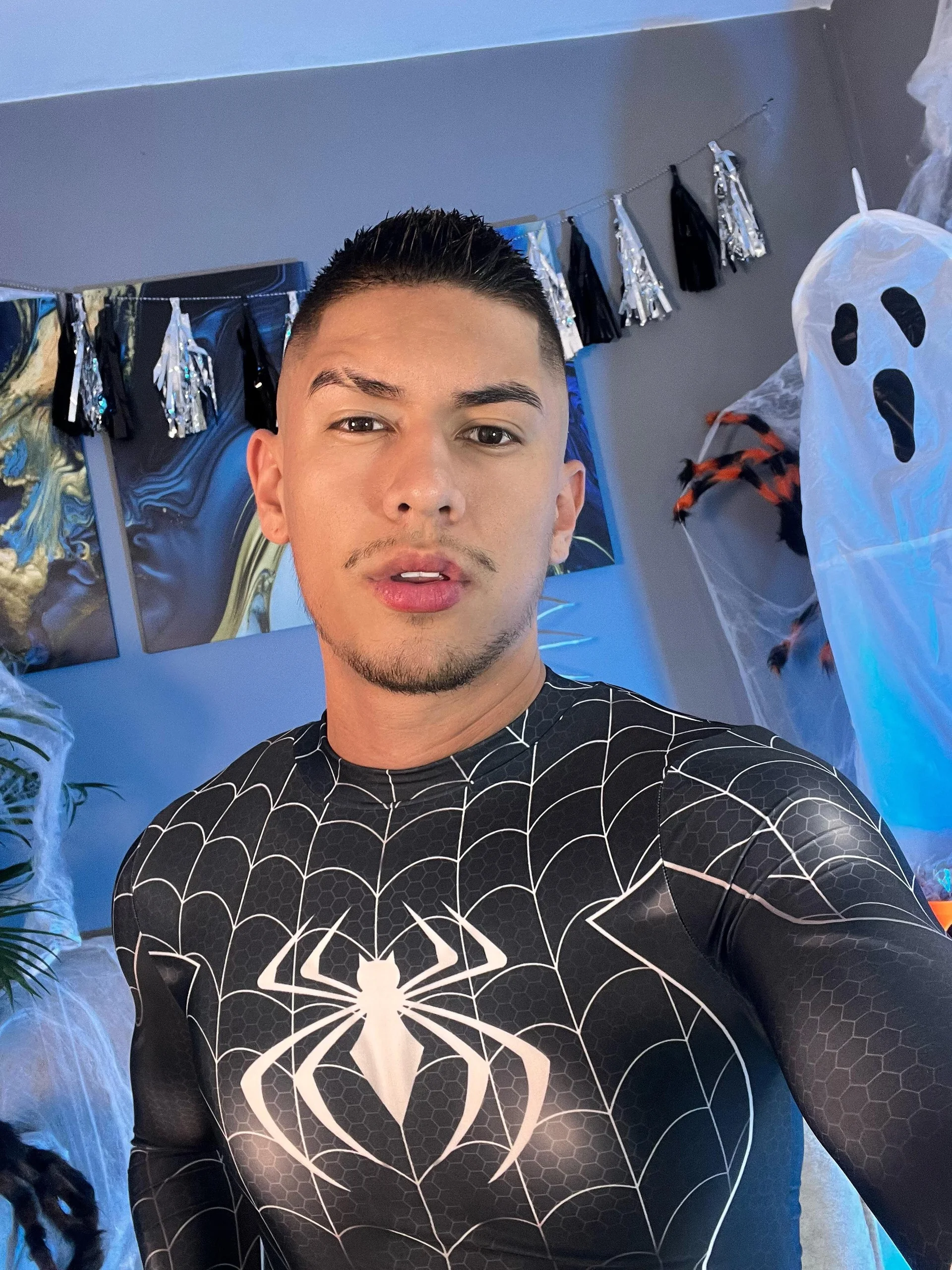 XXX Porn Photo of Nude Aaronfox_x 27