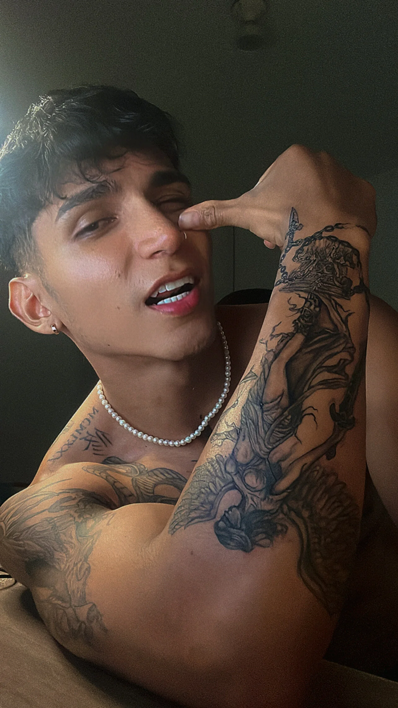 XXX Porn Photo of Nude muscle_boyhorny 201