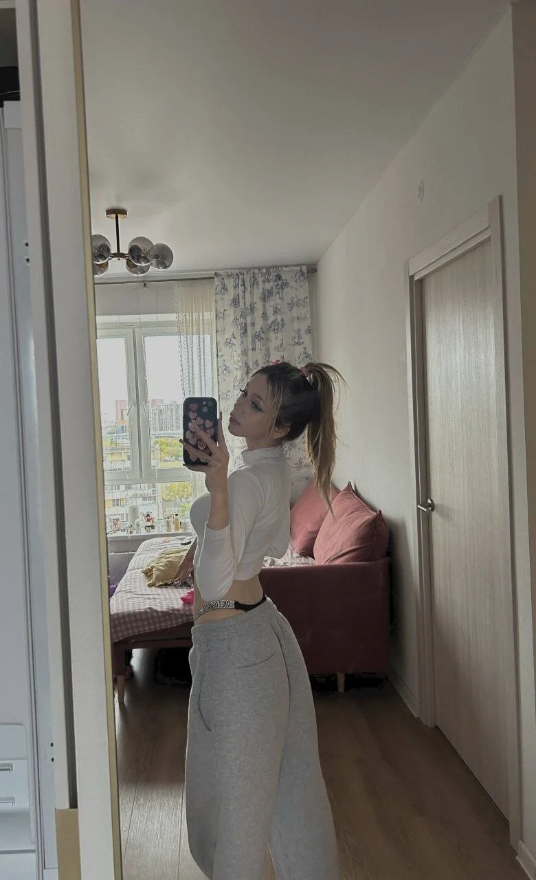 XXX Porn Photo of Nude laylaura 5