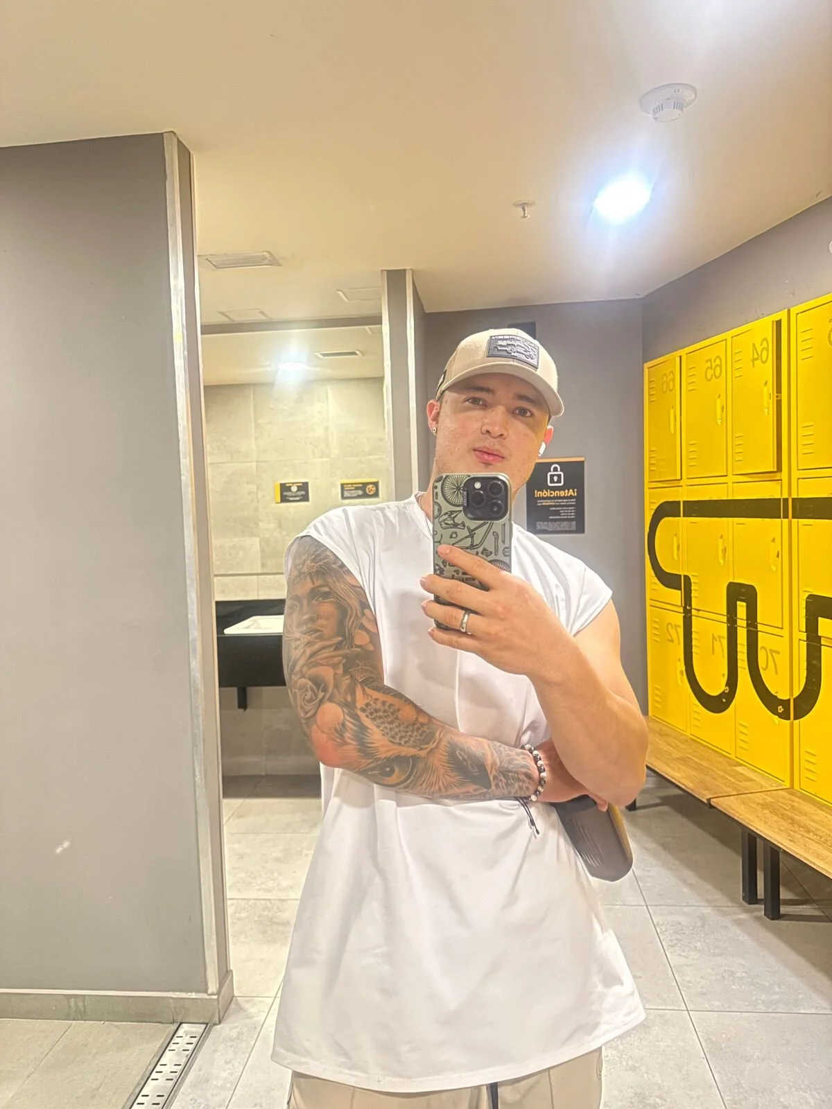 XXX Porn Photo of Nude Alexander_ferre 24