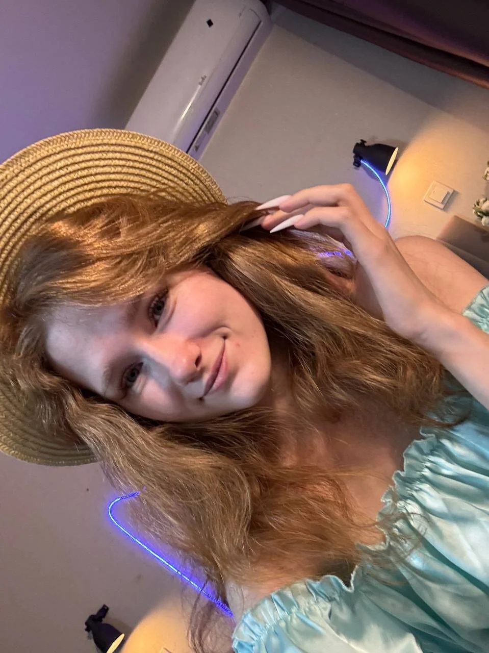XXX Porn Photo of Nude BreezeJam 8