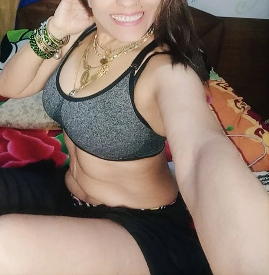 XXX Porn Photo of Nude Mature_Tetas 1
