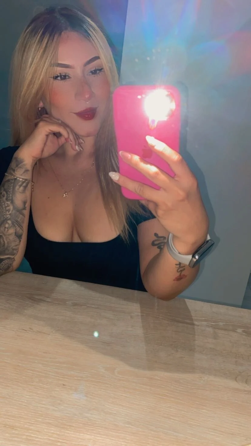 XXX Porn Photo of Nude Emily_robertss 25