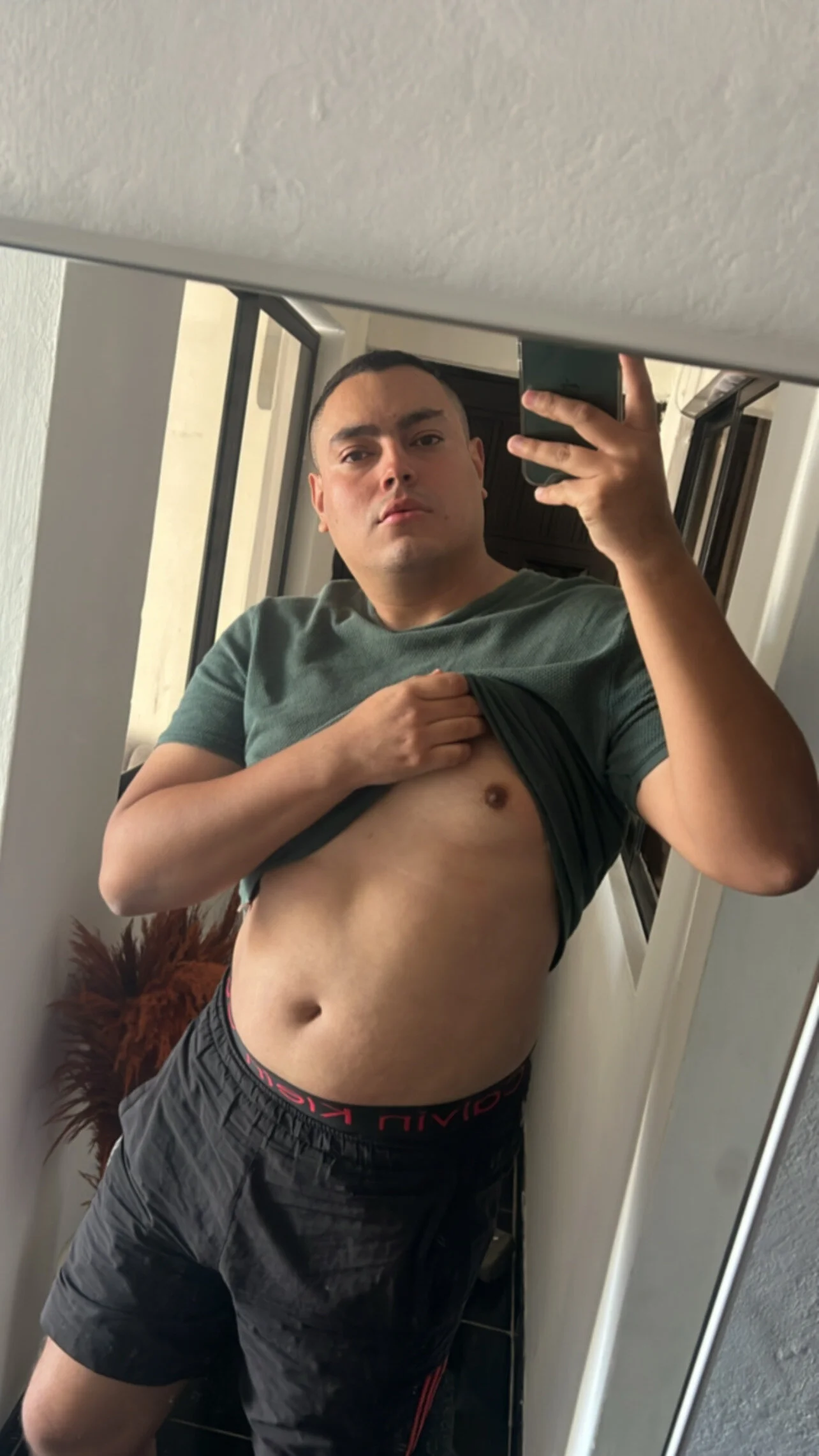 XXX Porn Photo of Nude dereeck23 1