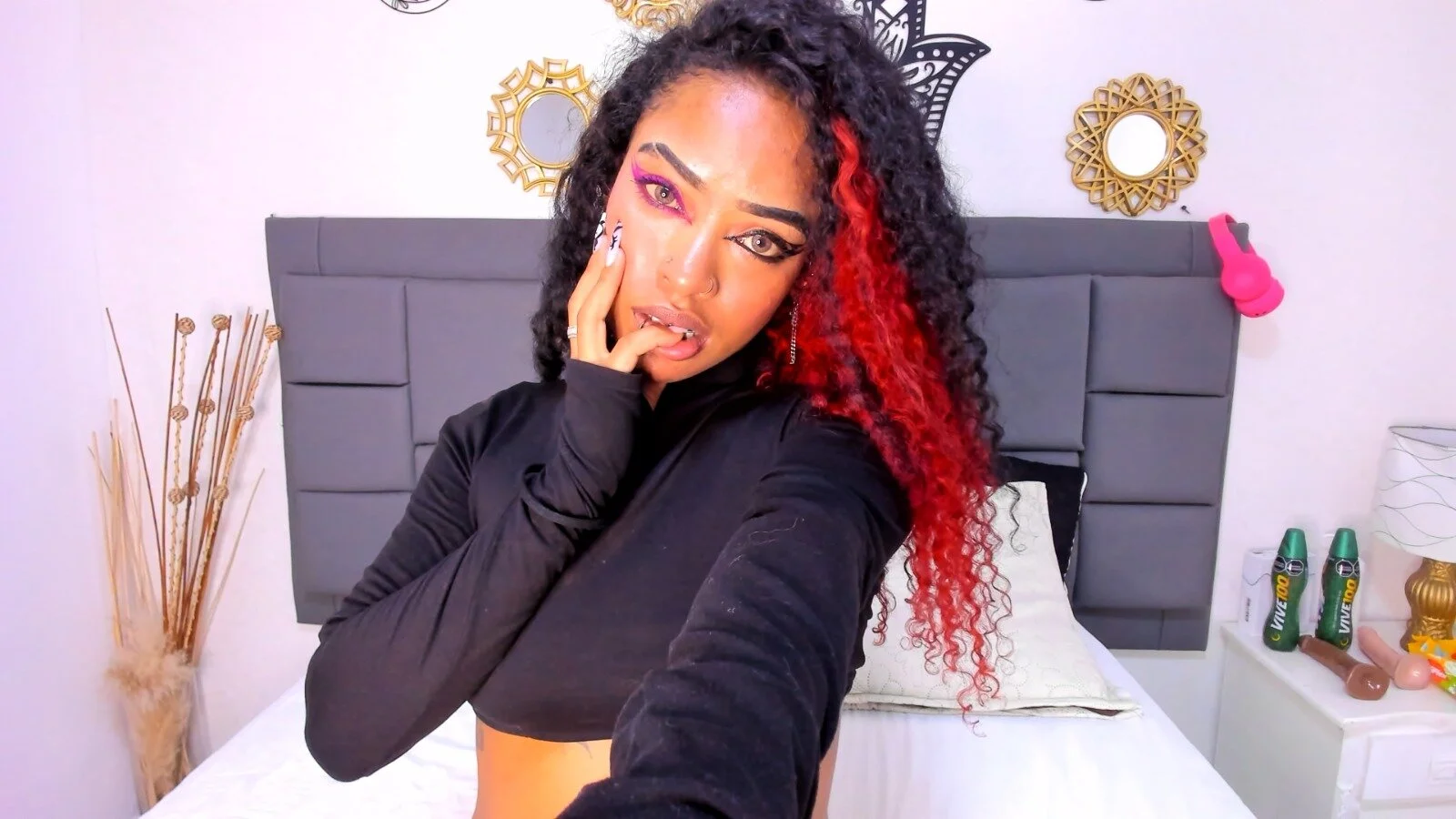 XXX Porn Photo of Nude scorpion_life89 9