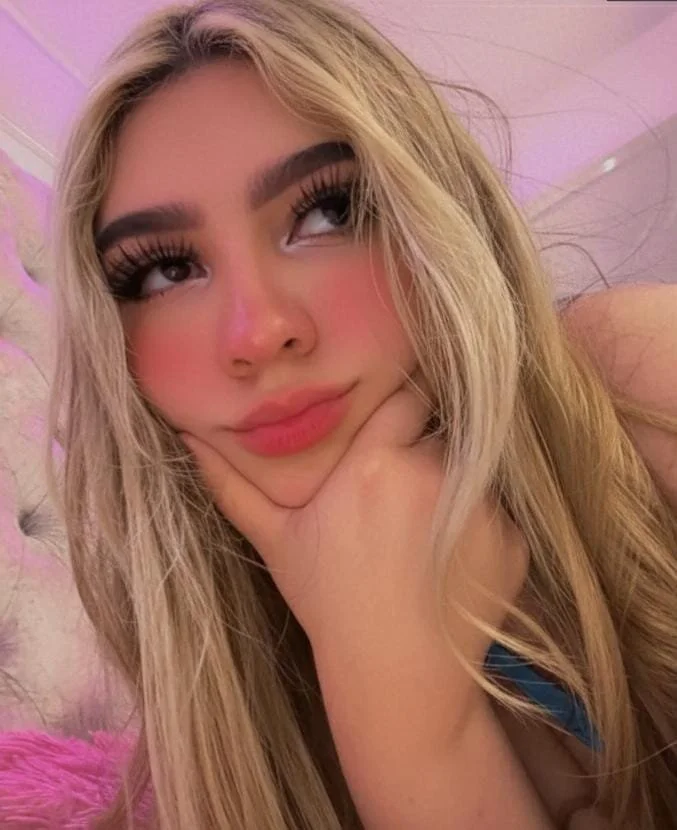 XXX Porn Photo of Nude Salem_skyler_ 30