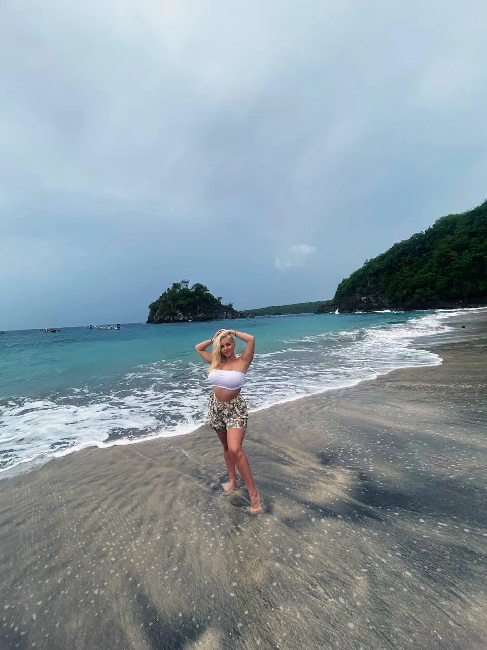 XXX Porn Photo of Nude VictoriaMorrone 40