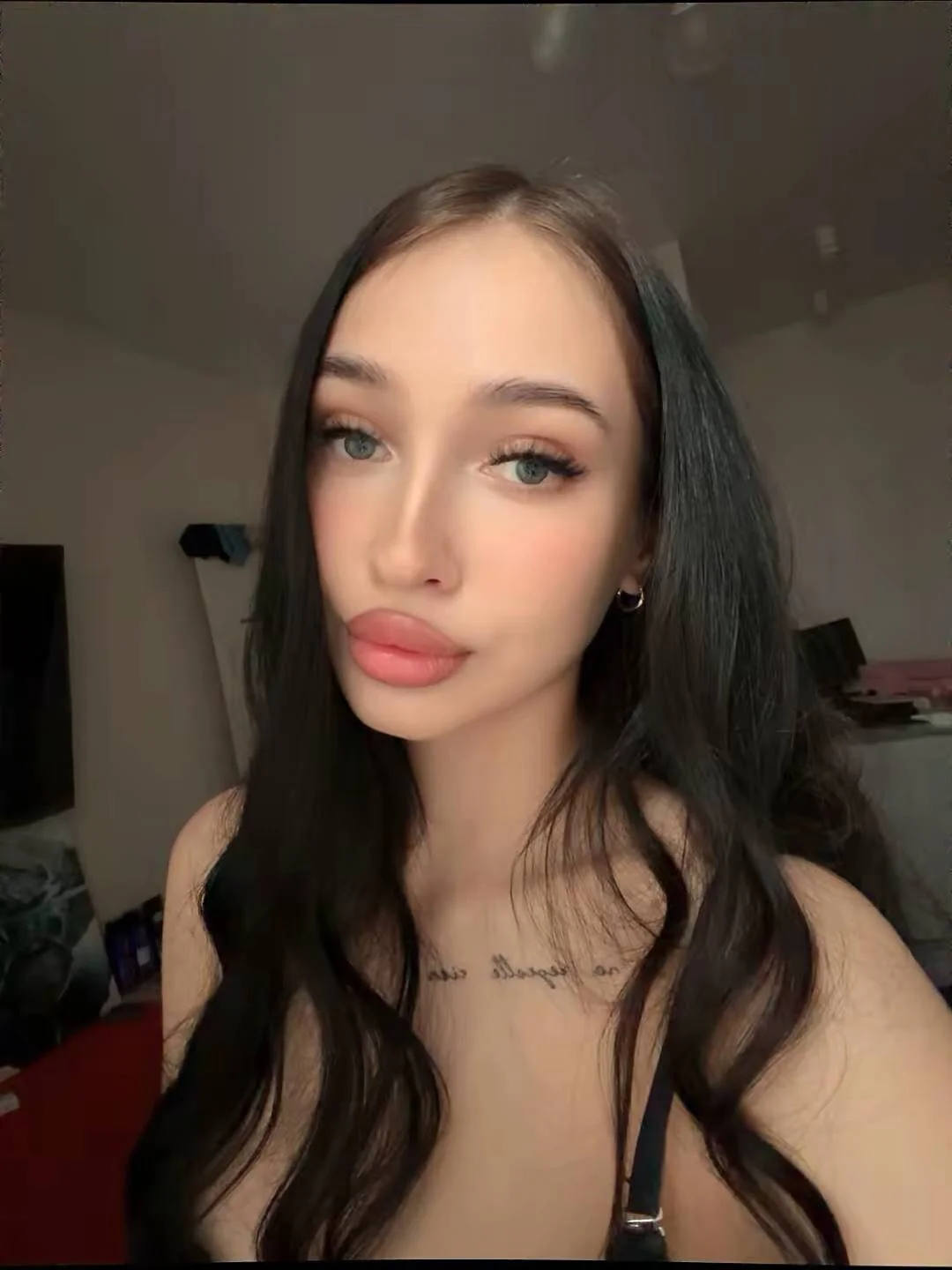 XXX Porn Photo of Nude LoisRay 3