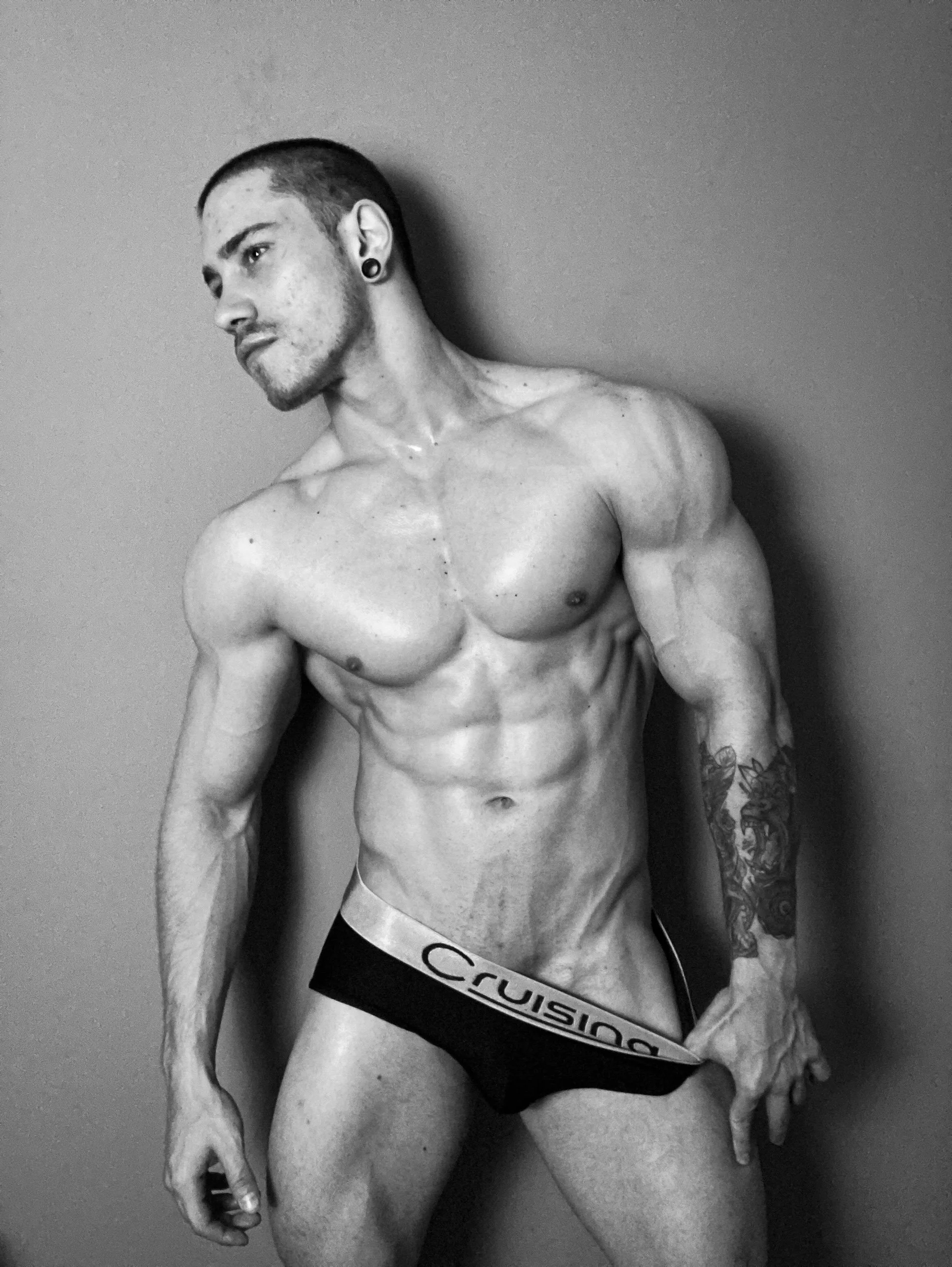 XXX Porn Photo of Nude Giorgio-Leone 23