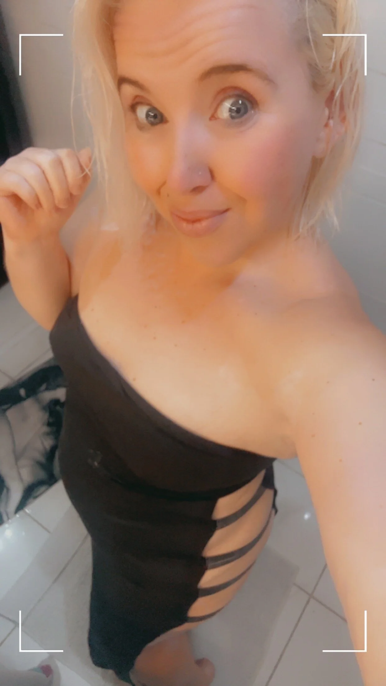 XXX Porn Photo of Nude kelly__kiss71 22