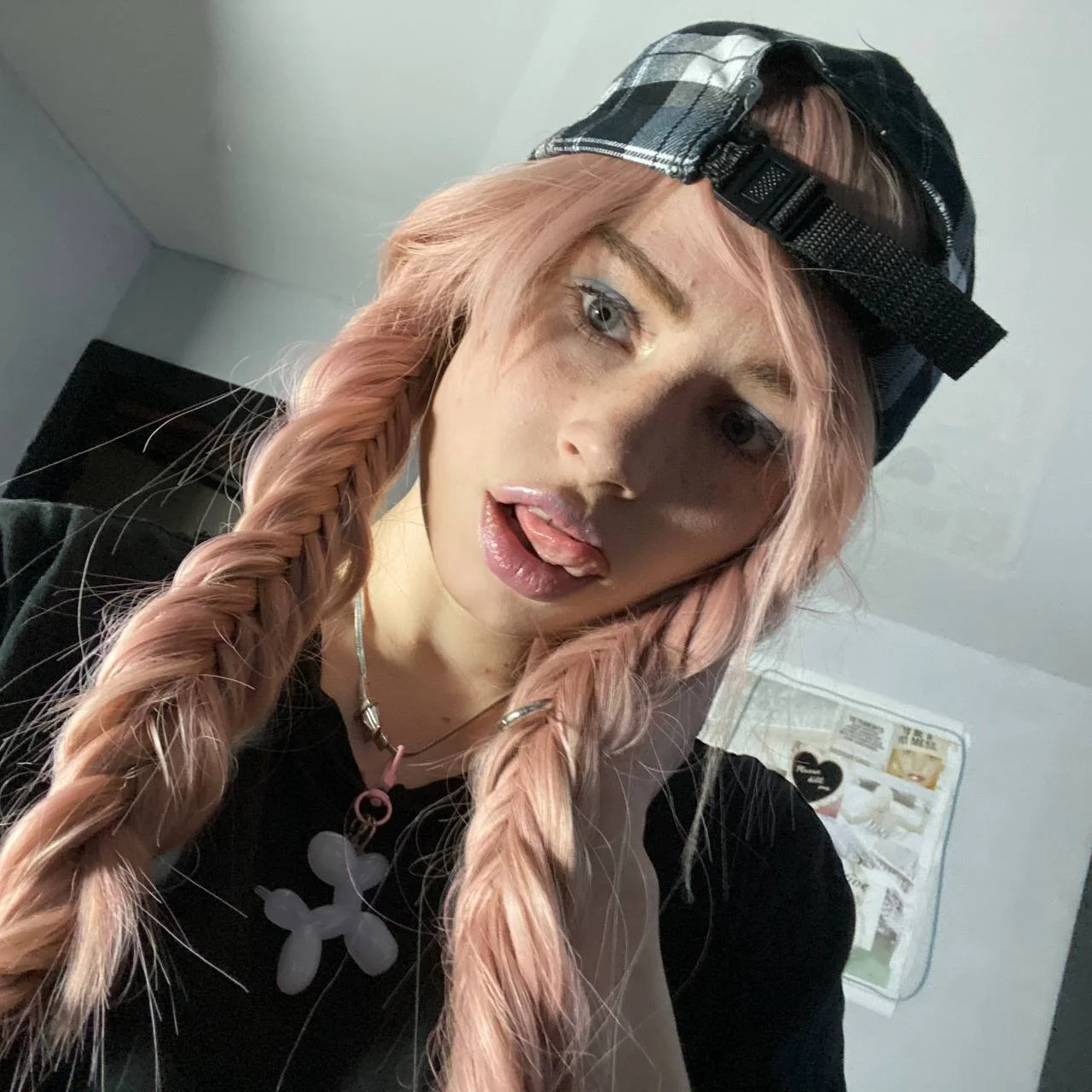 XXX Porn Photo of Nude PieraMarch 5