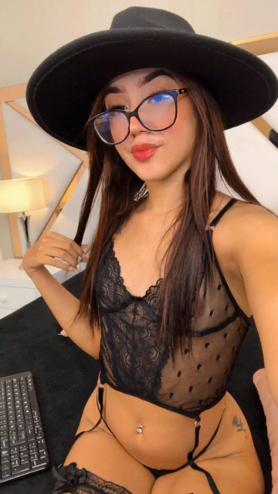 XXX Porn Photo of Nude liliiangomez_ 22