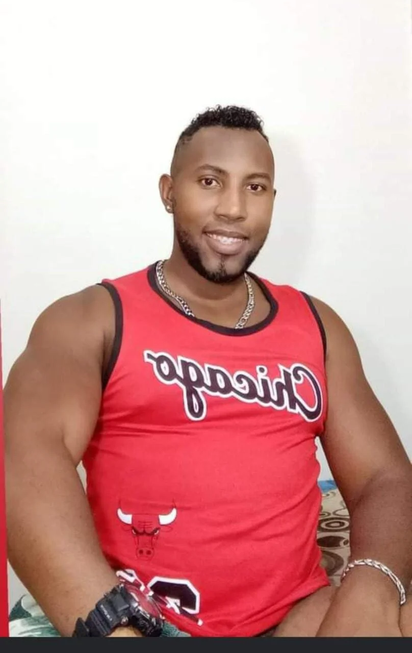 XXX Porn Photo of Nude 1mateobigcook 3