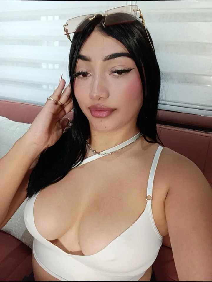 XXX Porn Photo of Nude GeorgiaPink_ 5