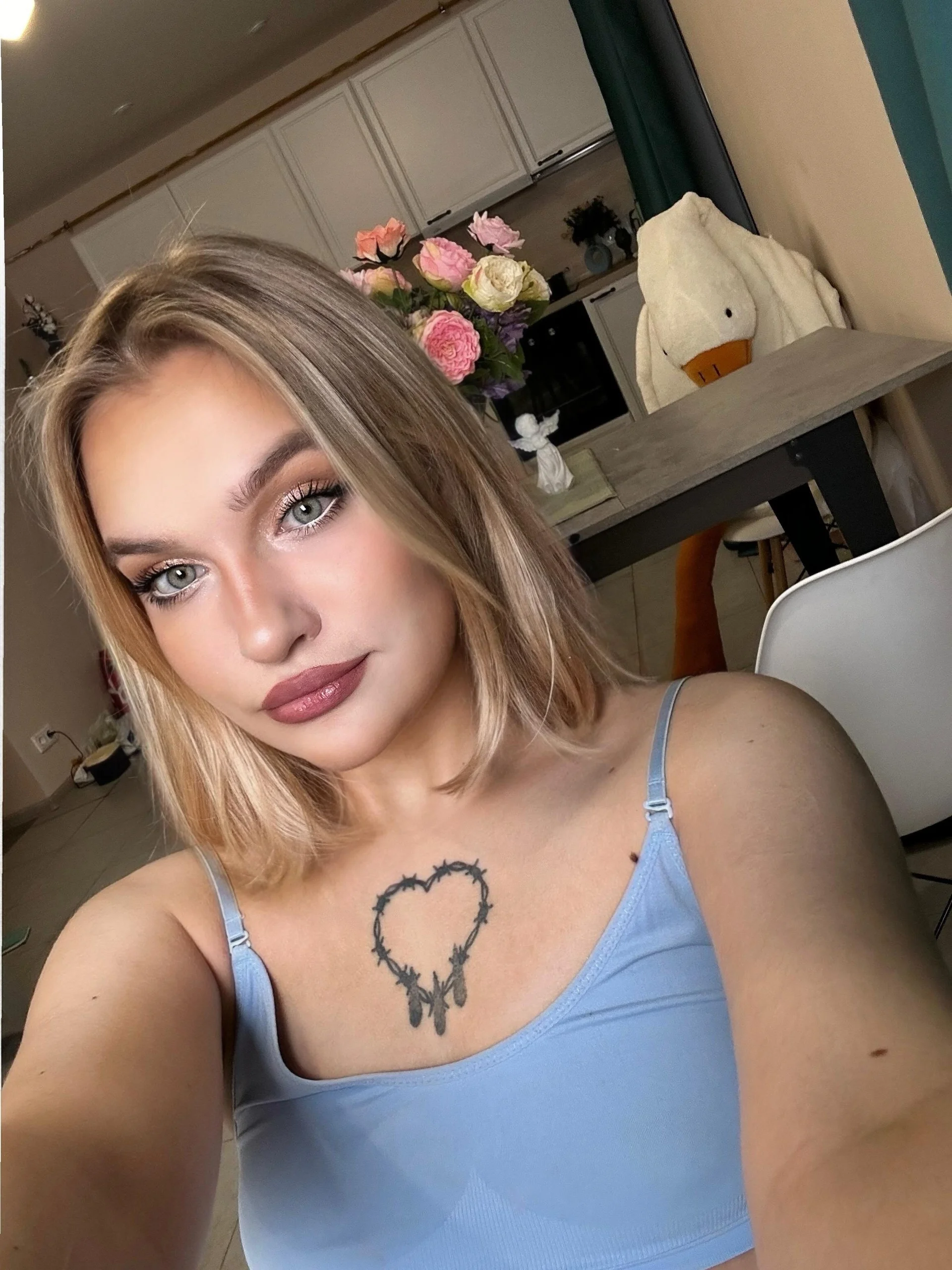 XXX Porn Photo of Nude CarolineLovers 6