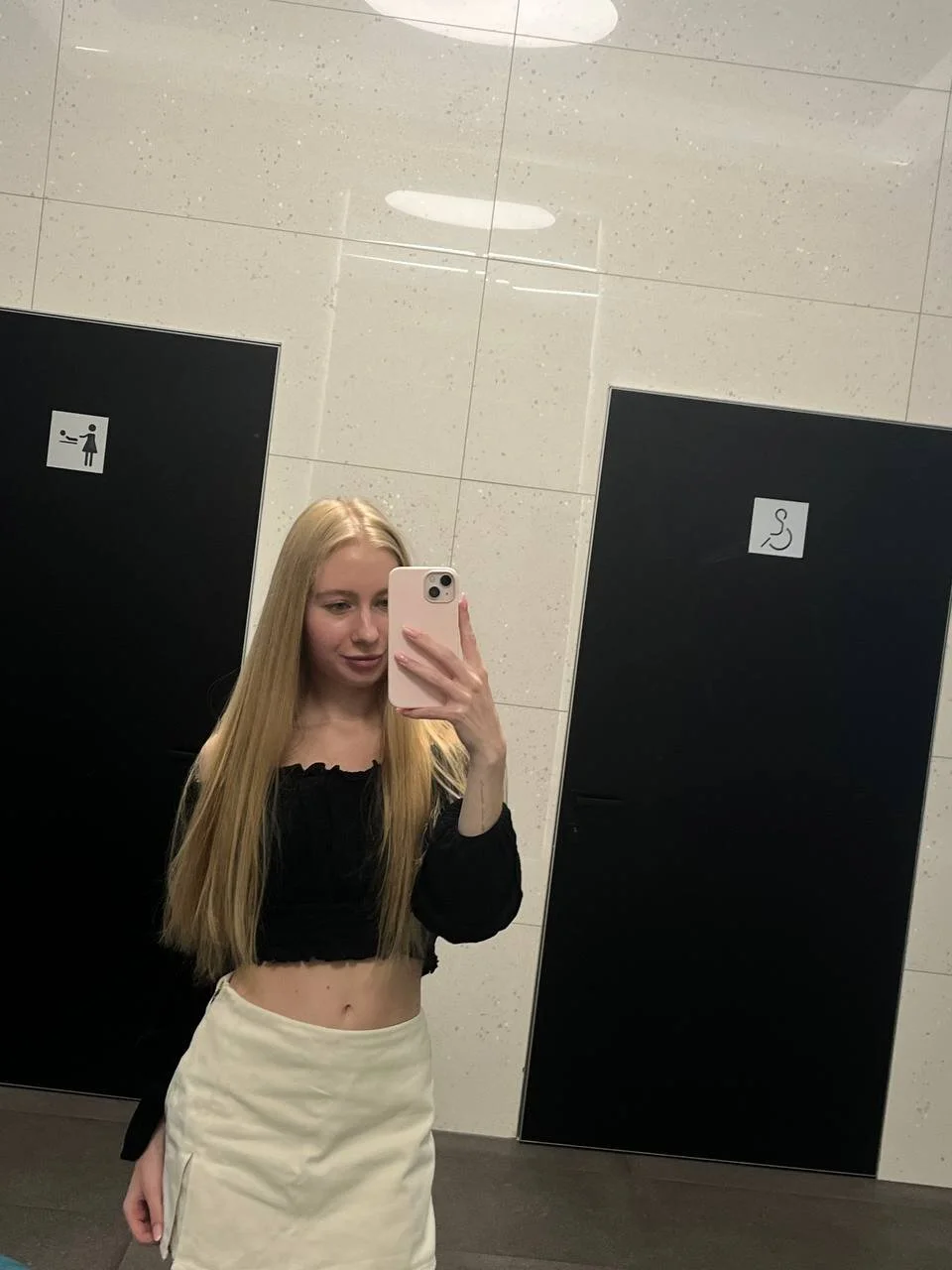 XXX Porn Photo of Nude Alina_Blonde 5