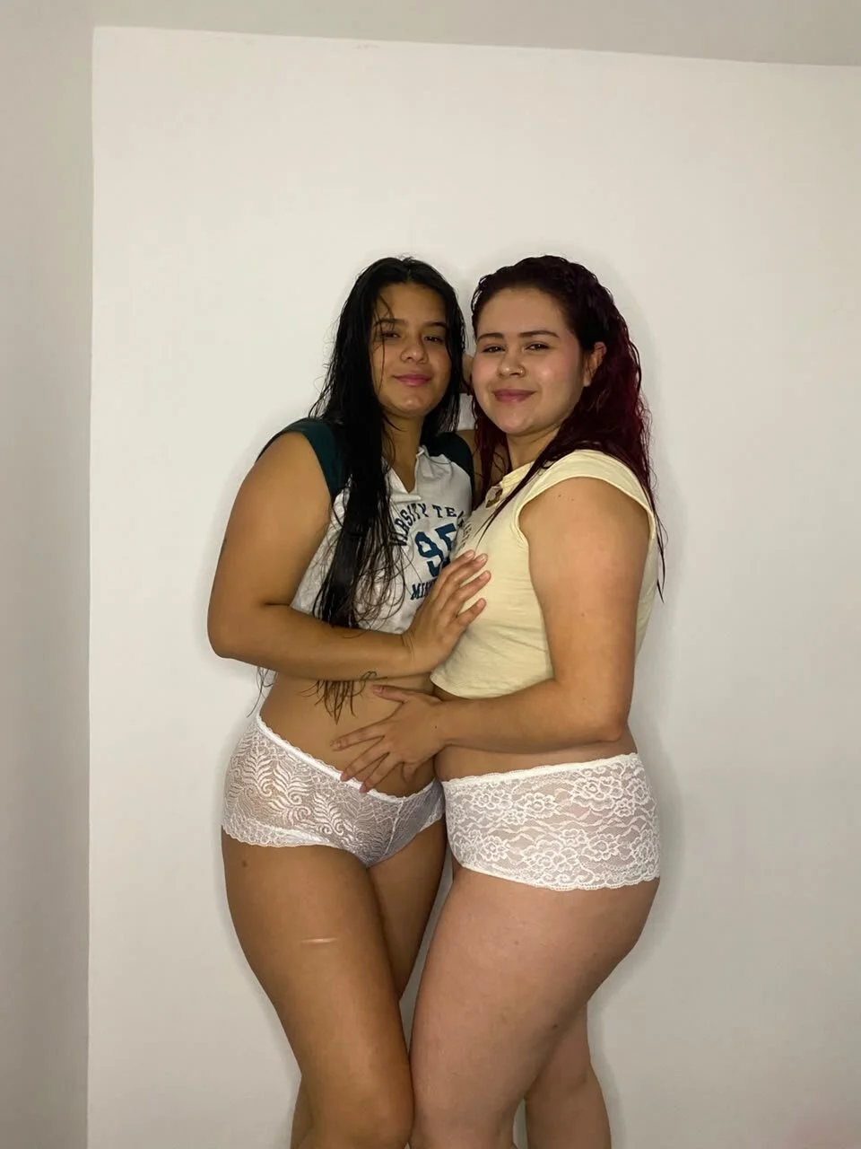 XXX Porn Photo of Nude Red_Velveet_ 1