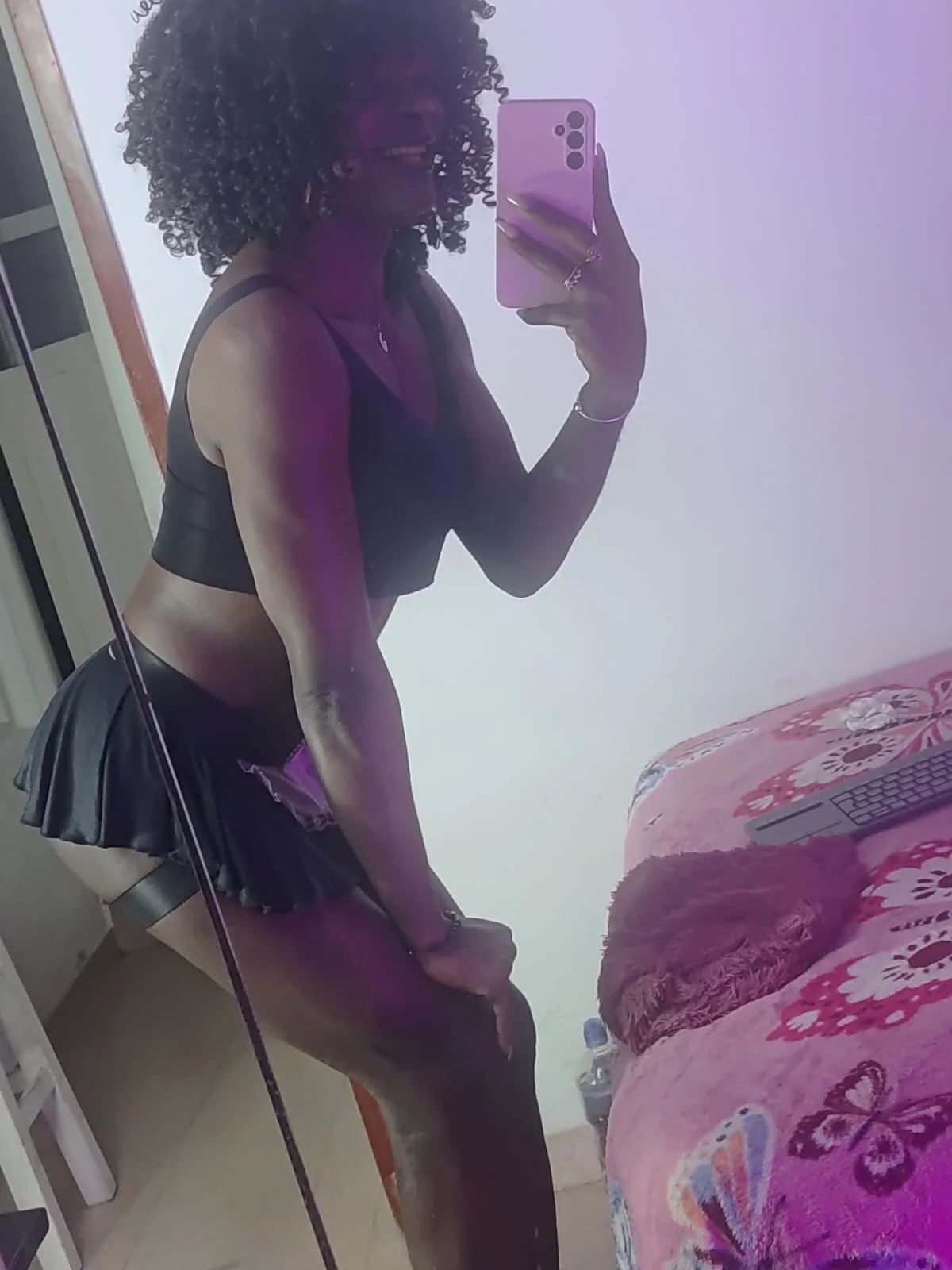 XXX Porn Photo of Nude puca_ebony 101