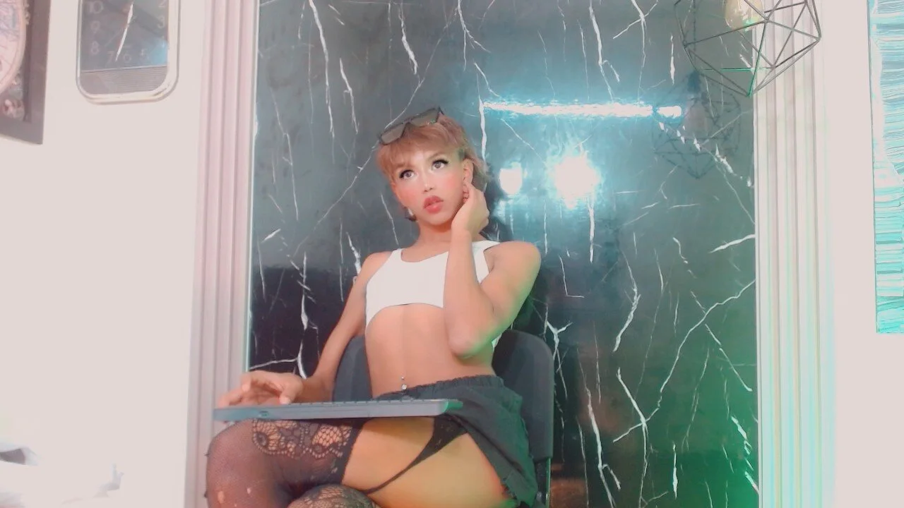 XXX Porn Photo of Nude andrea_uchima 8