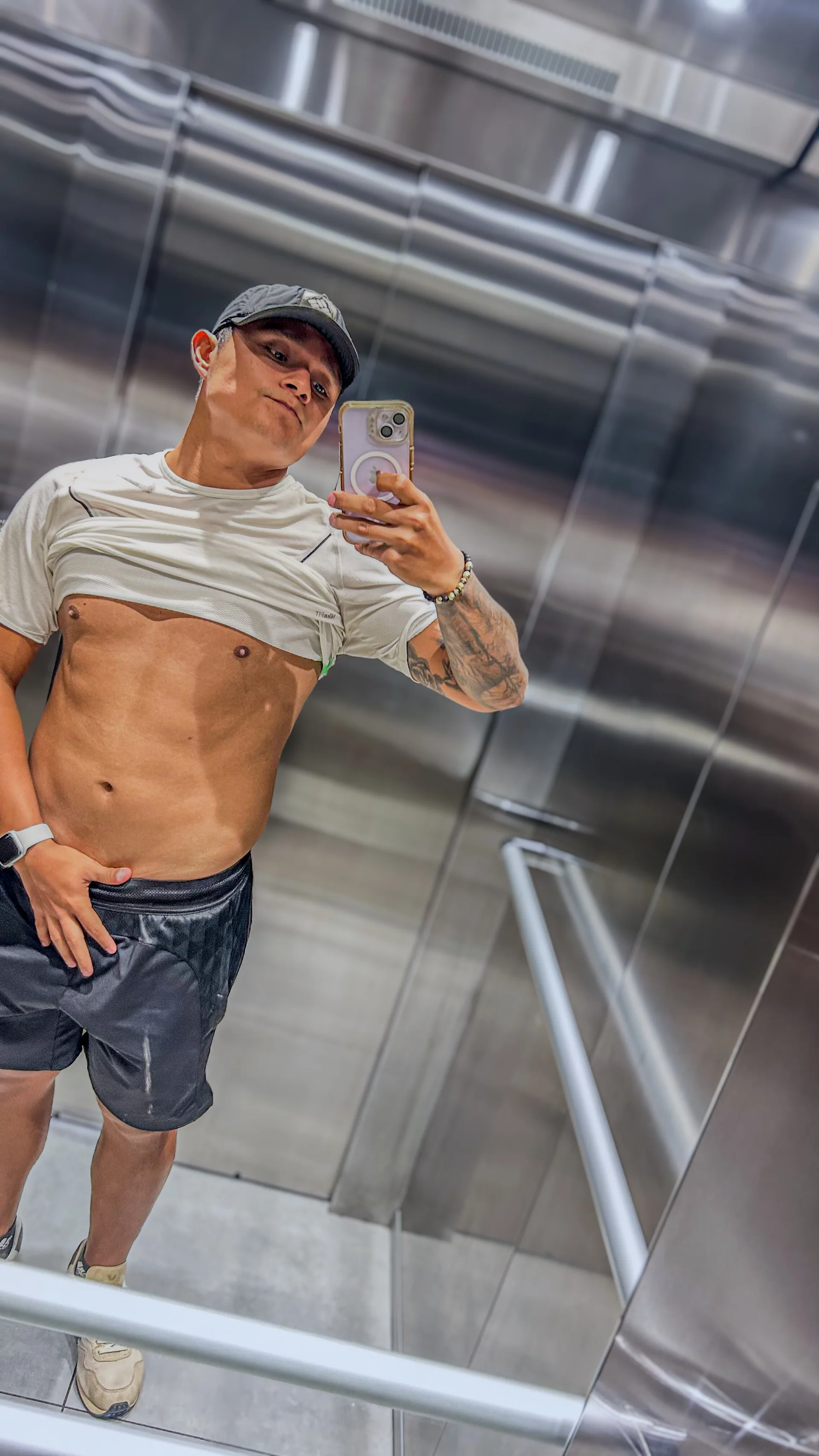 XXX Porn Photo of Nude xavistripp 3