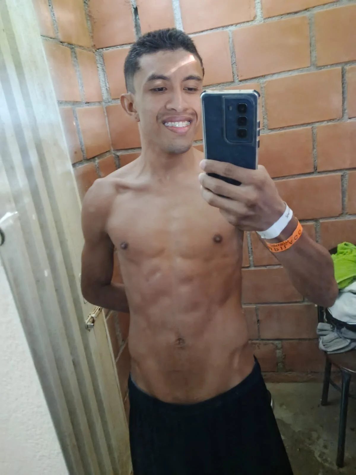XXX Porn Photo of Nude Noah_Brookss 4