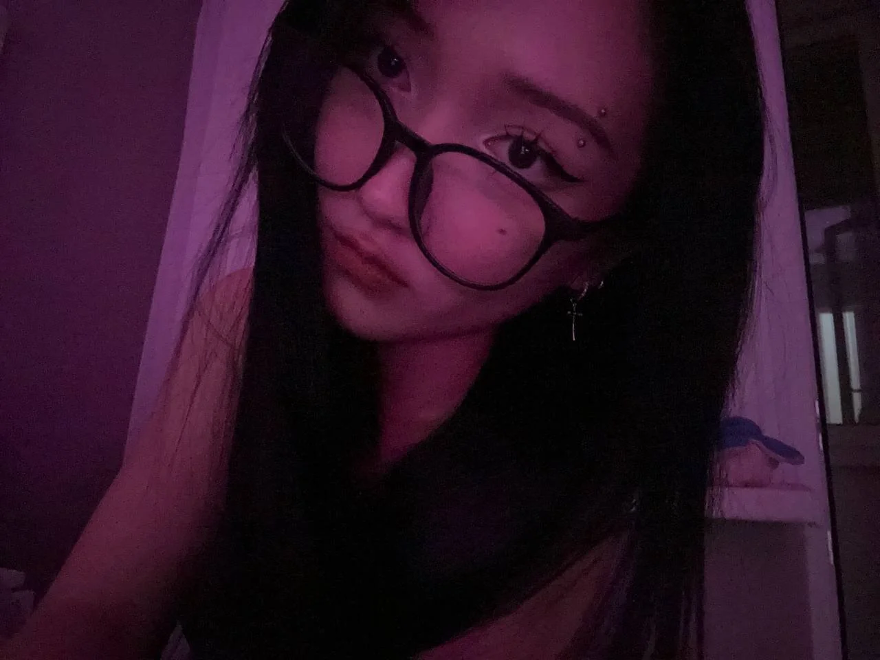 XXX Porn Photo of Nude yung_leana 2