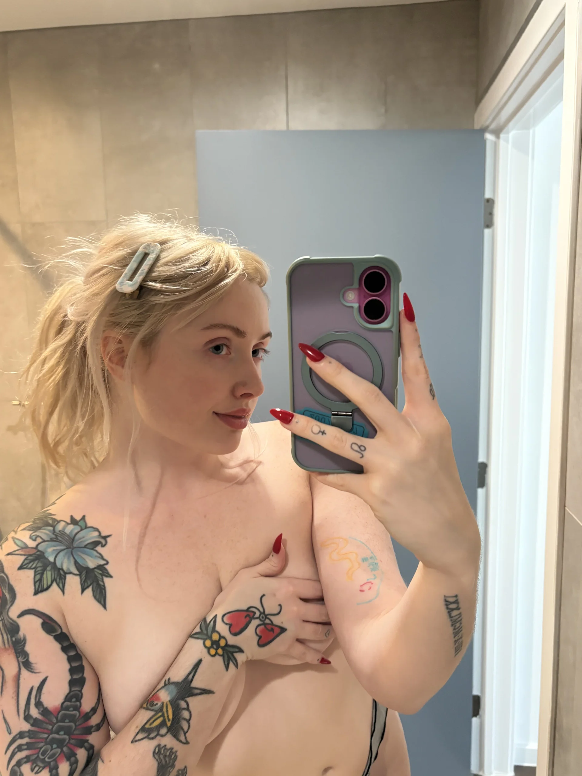 XXX Porn Photo of Nude seeunexttuesday 18