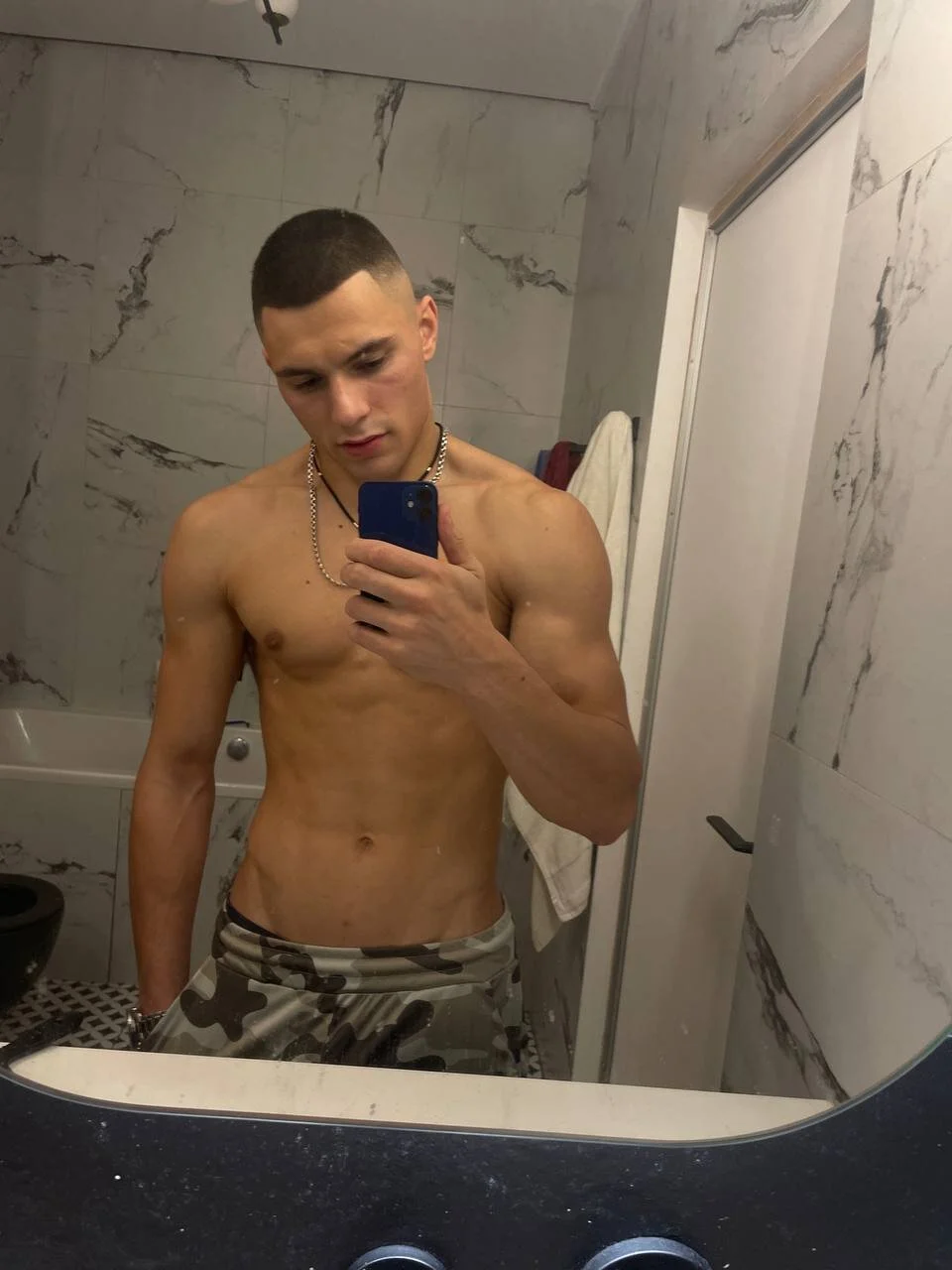 XXX Porn Photo of Nude denlover1 2