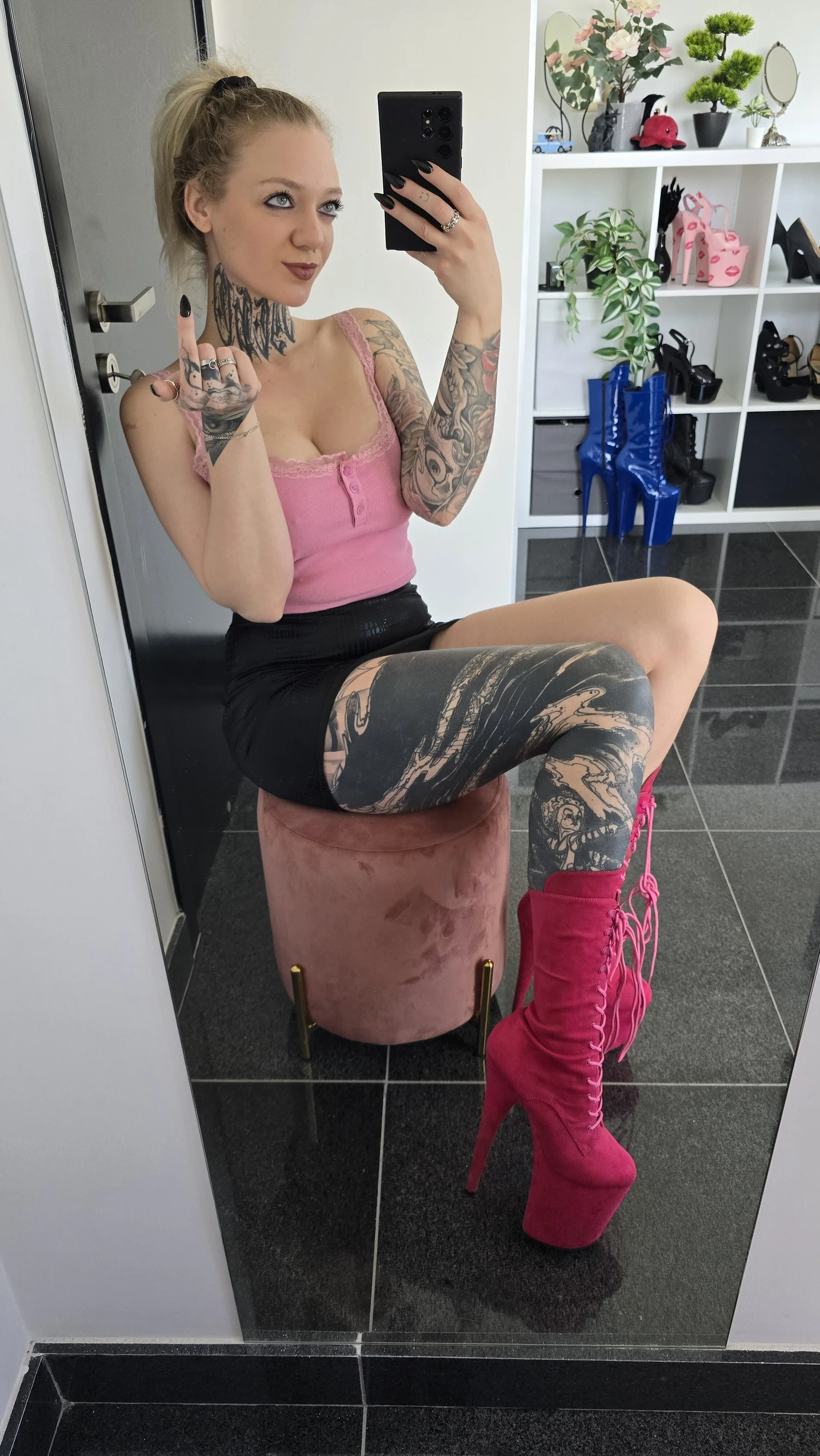 XXX Porn Photo of Nude Valery_Venom 6