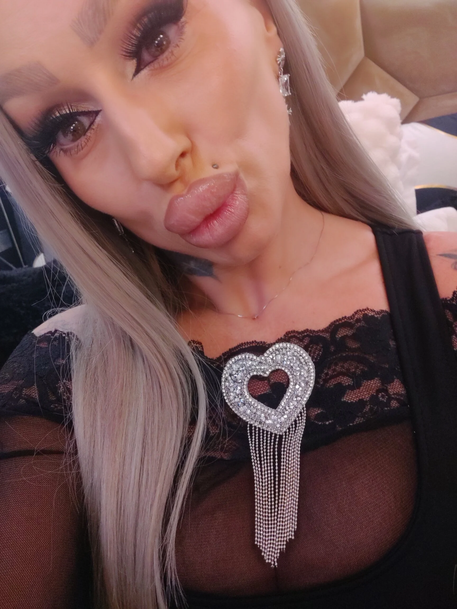 XXX Porn Photo of Nude hotgirlsmoking_69xxx 27