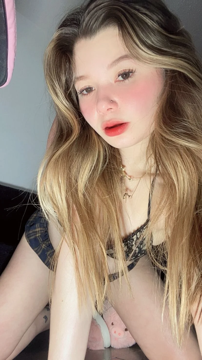 XXX Porn Photo of Nude Chloe_lovee 13