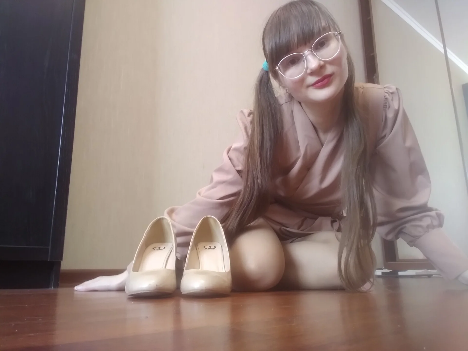 XXX Porn Photo of Nude KiraGoldens 101