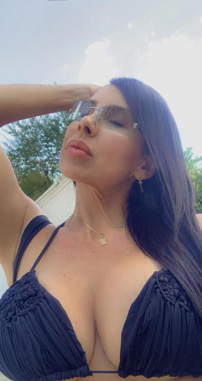 XXX Porn Photo of Nude caritoo21 2