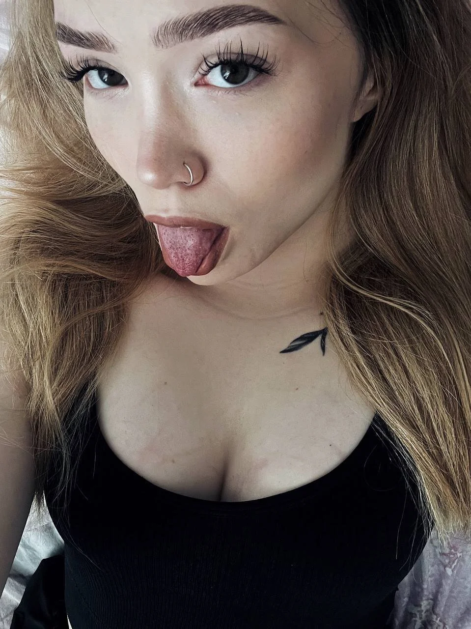 XXX Porn Photo of Nude Evia_r0se 4