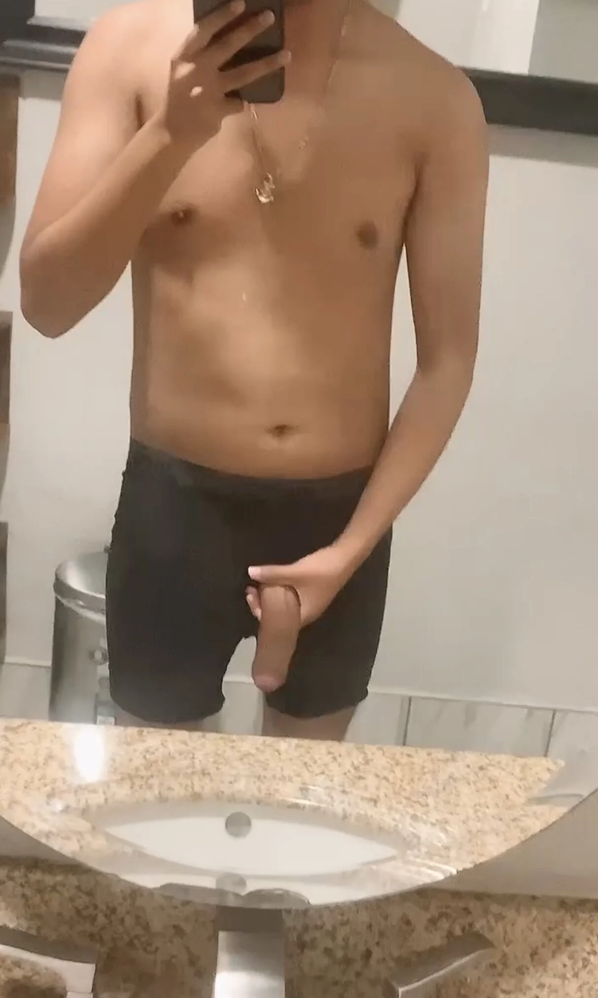 XXX Porn Photo of Nude unknowwnnn1212 2