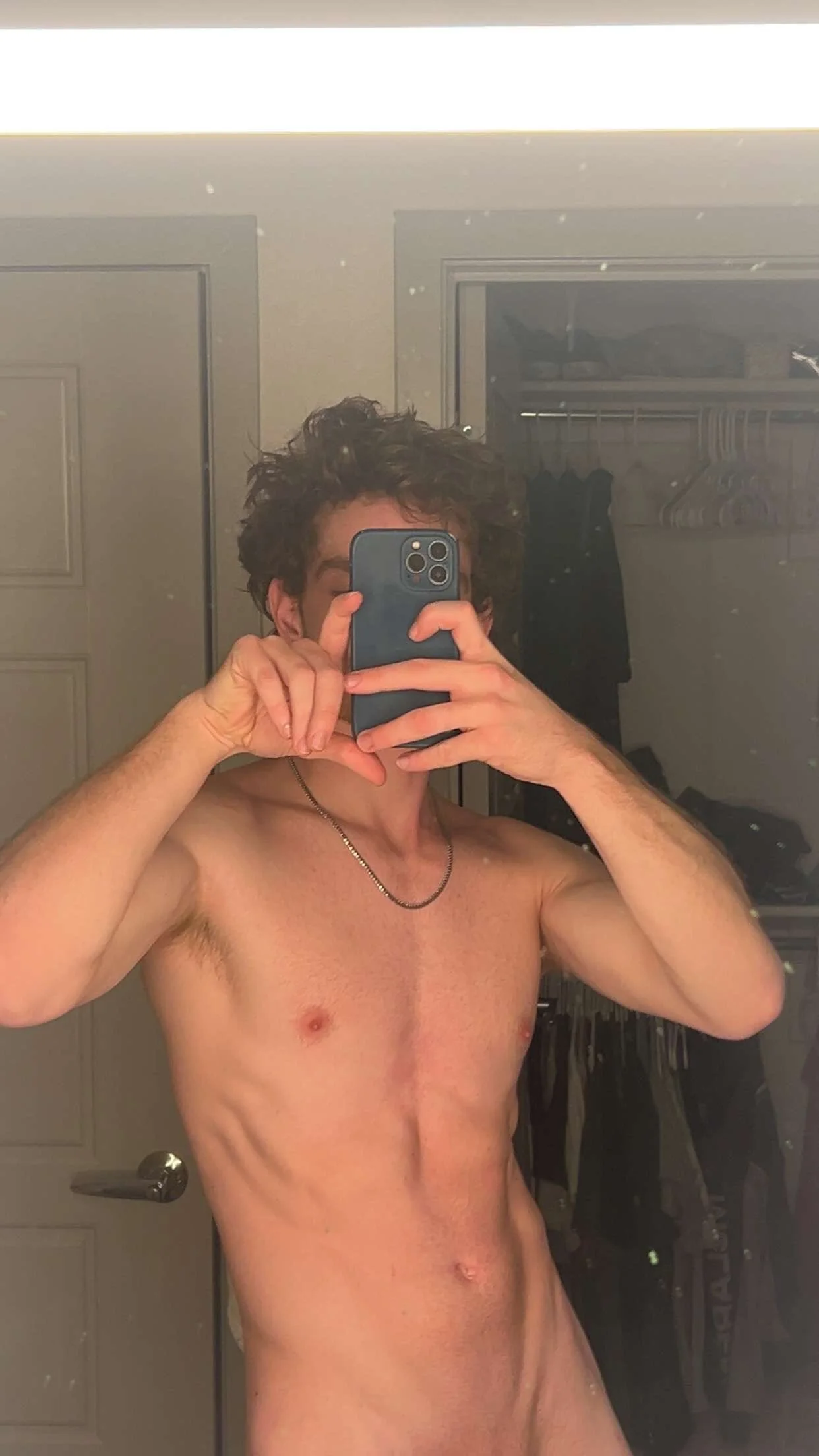 XXX Porn Photo of Nude WetJonny22 1
