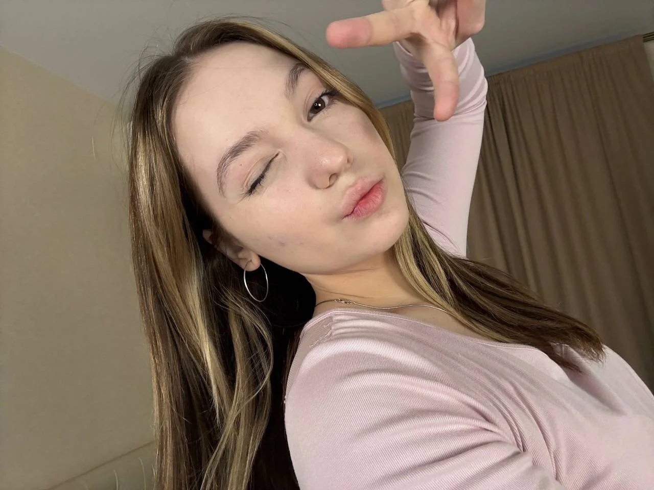 XXX Porn Photo of Nude NguyetHankey 2