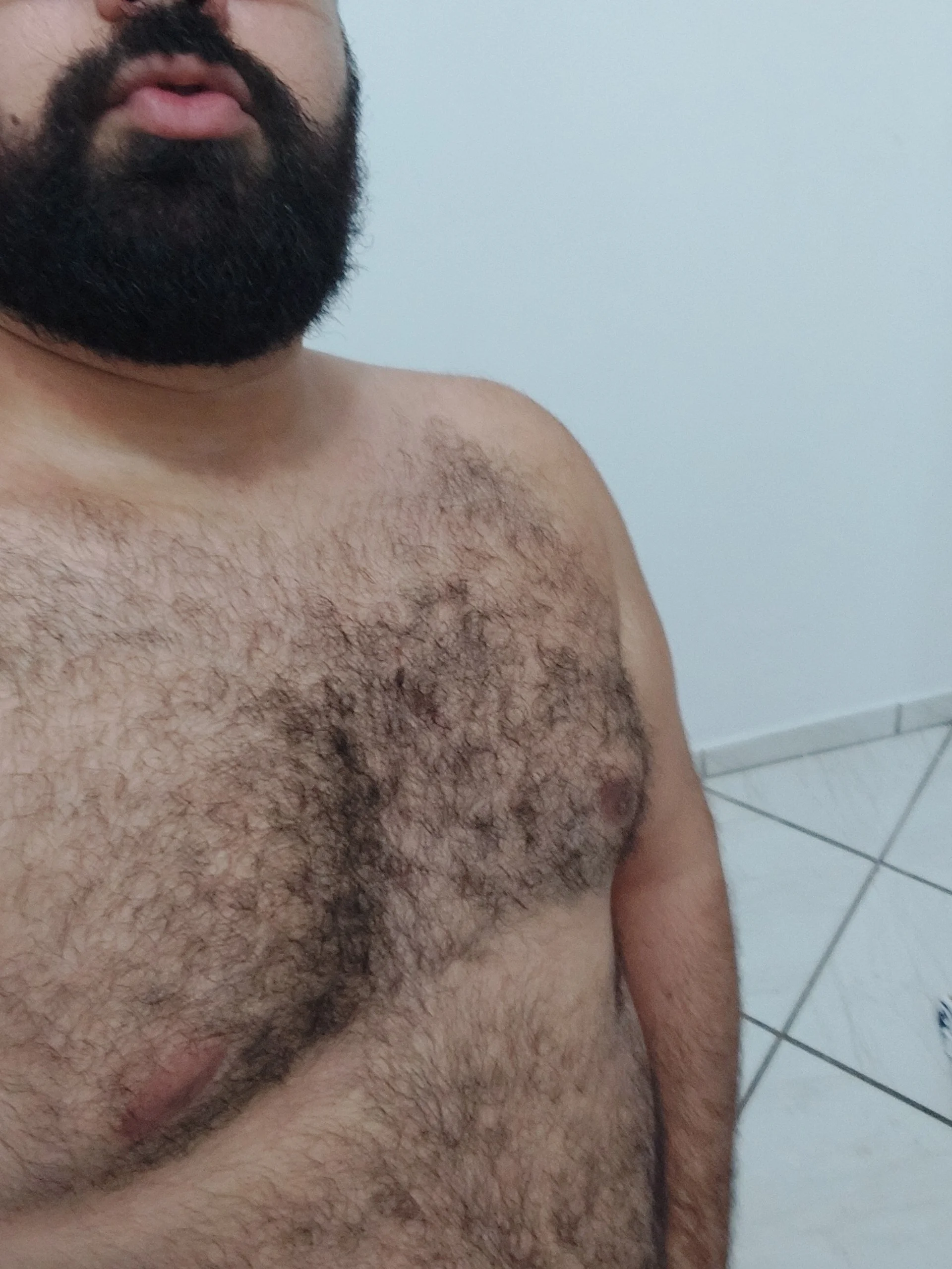 XXX Porn Photo of Nude HairyBear10 6