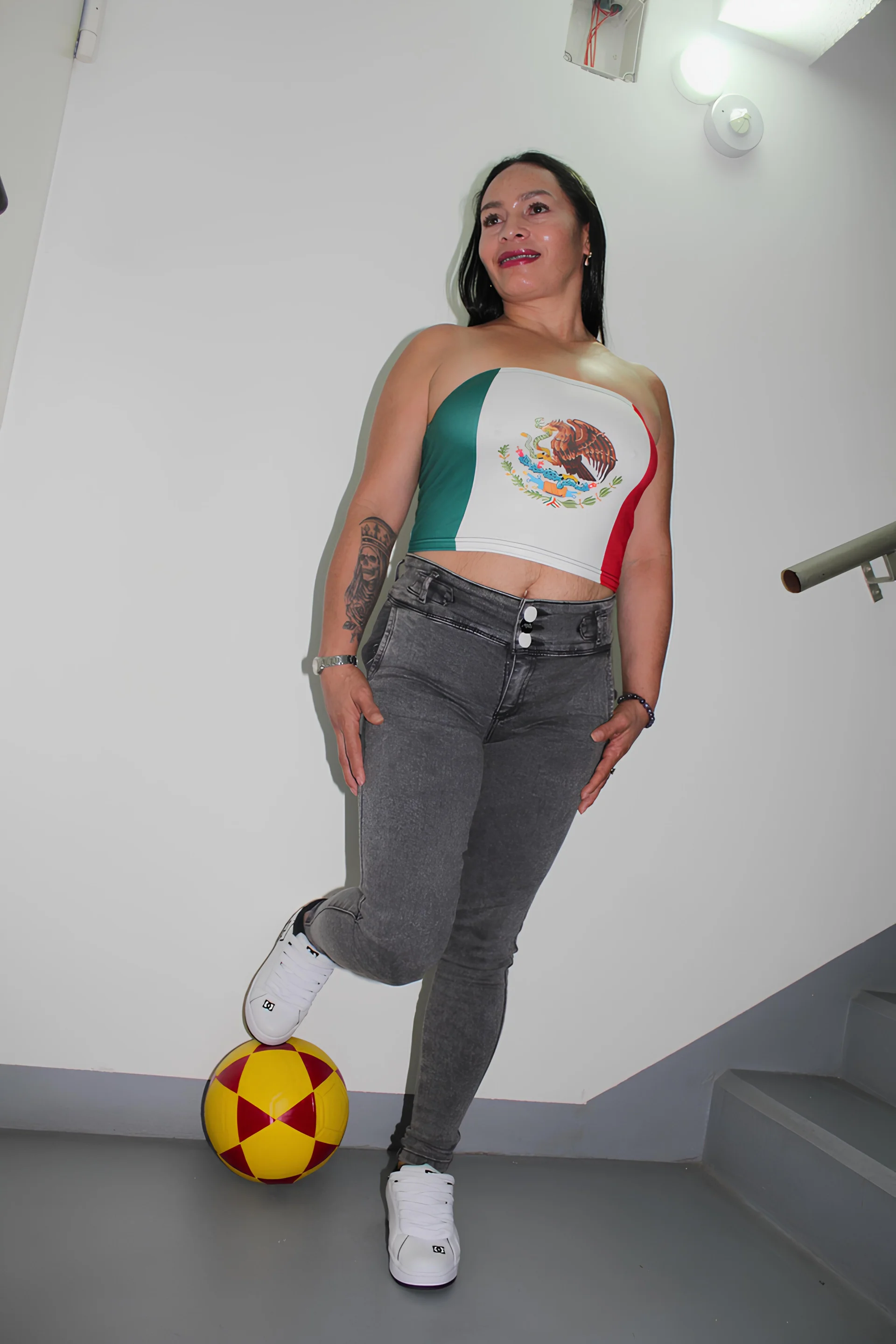 XXX Porn Photo of Nude LucianaMadura1 123