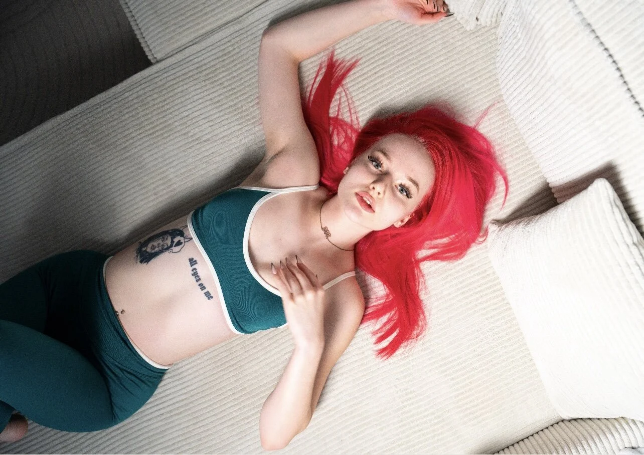 XXX Porn Photo of Nude kimkatyrides 1