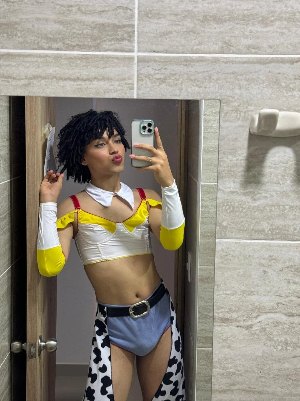XXX Porn Photo of Nude yess__daddy1 8